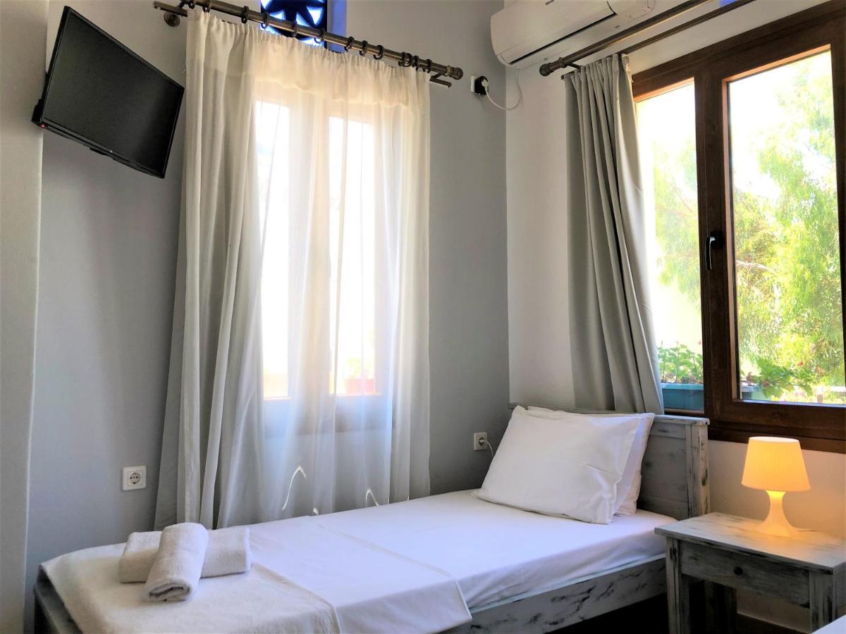 Tínos Pallada Rooms מראה חיצוני תמונה